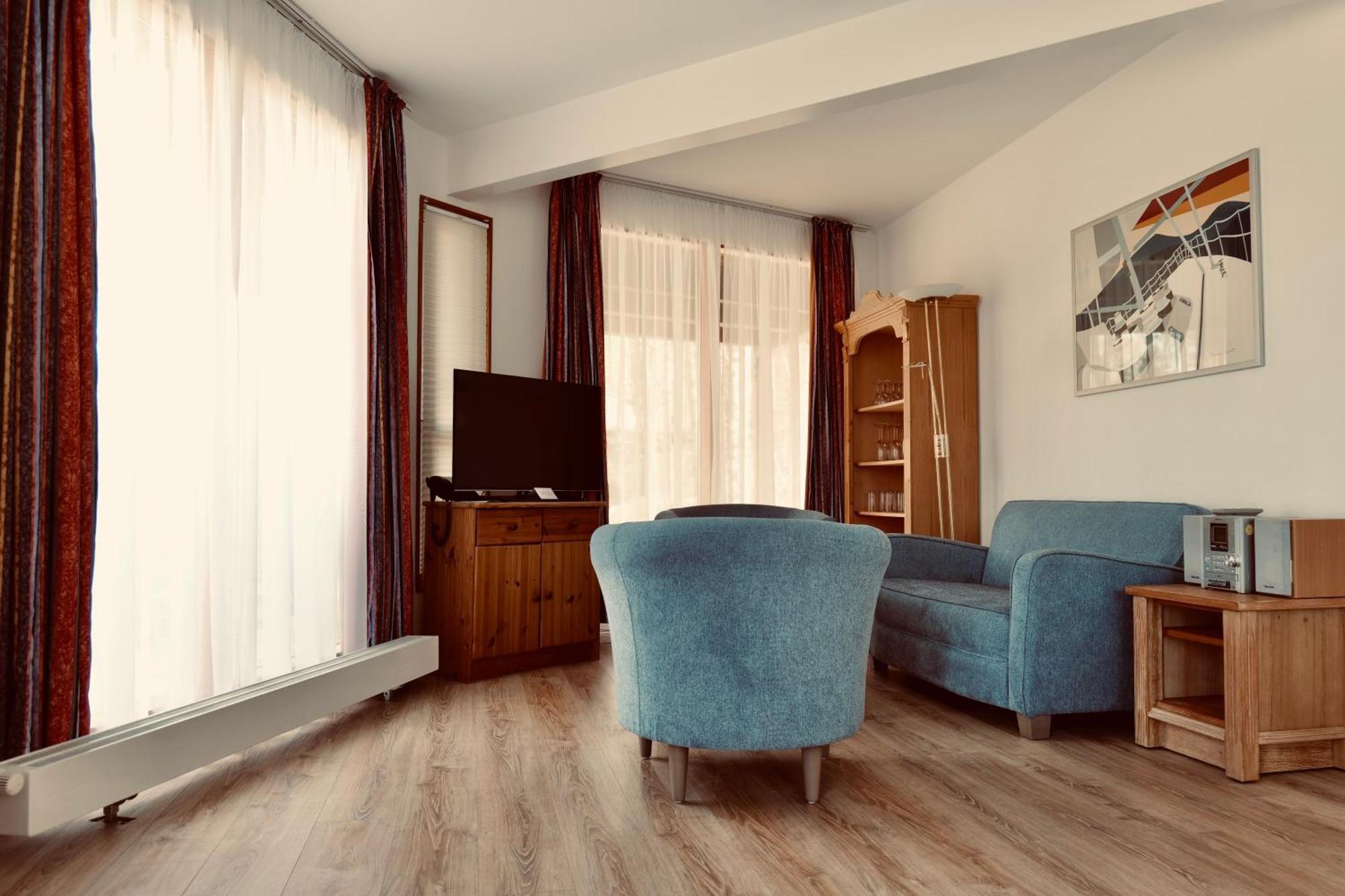 Hotel Residenz Waldoase ゼーバート・ヘリングスドルフ エクステリア 写真